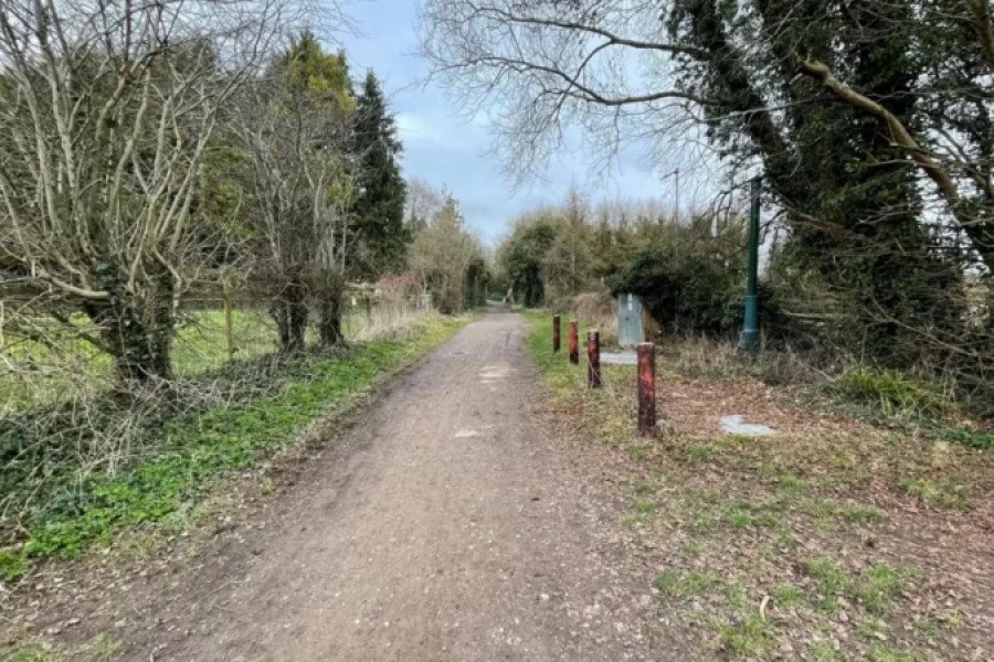 Win-win as salisbury green lane upgrade begins to improve safety for cyclists and pedestrians