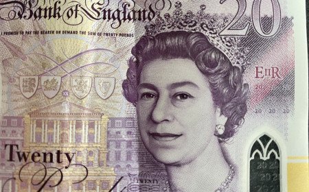 New rules for buying a car with cash in the UK explained
